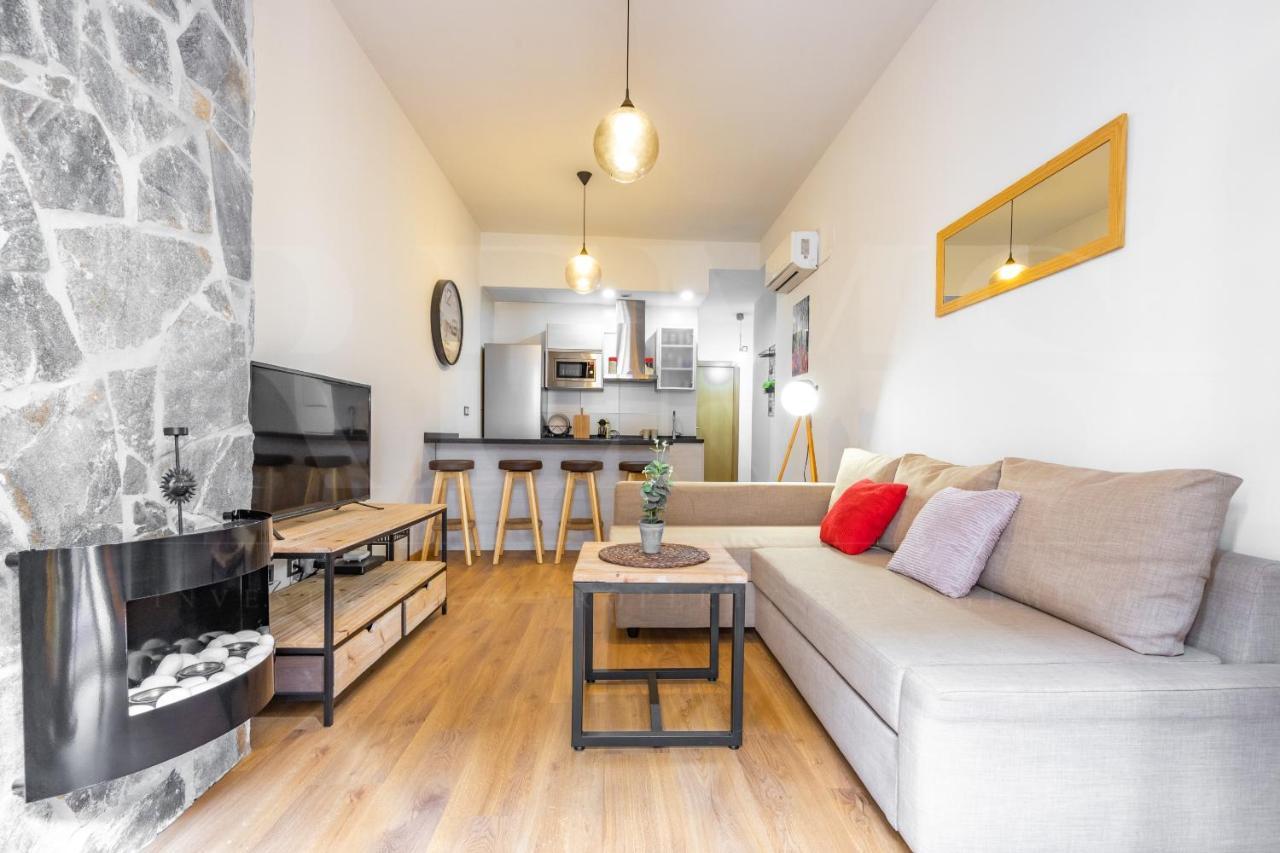 Apartament Cozy Flat With Common Pool & Parking - Center By Rems Malaga Zewnętrze zdjęcie