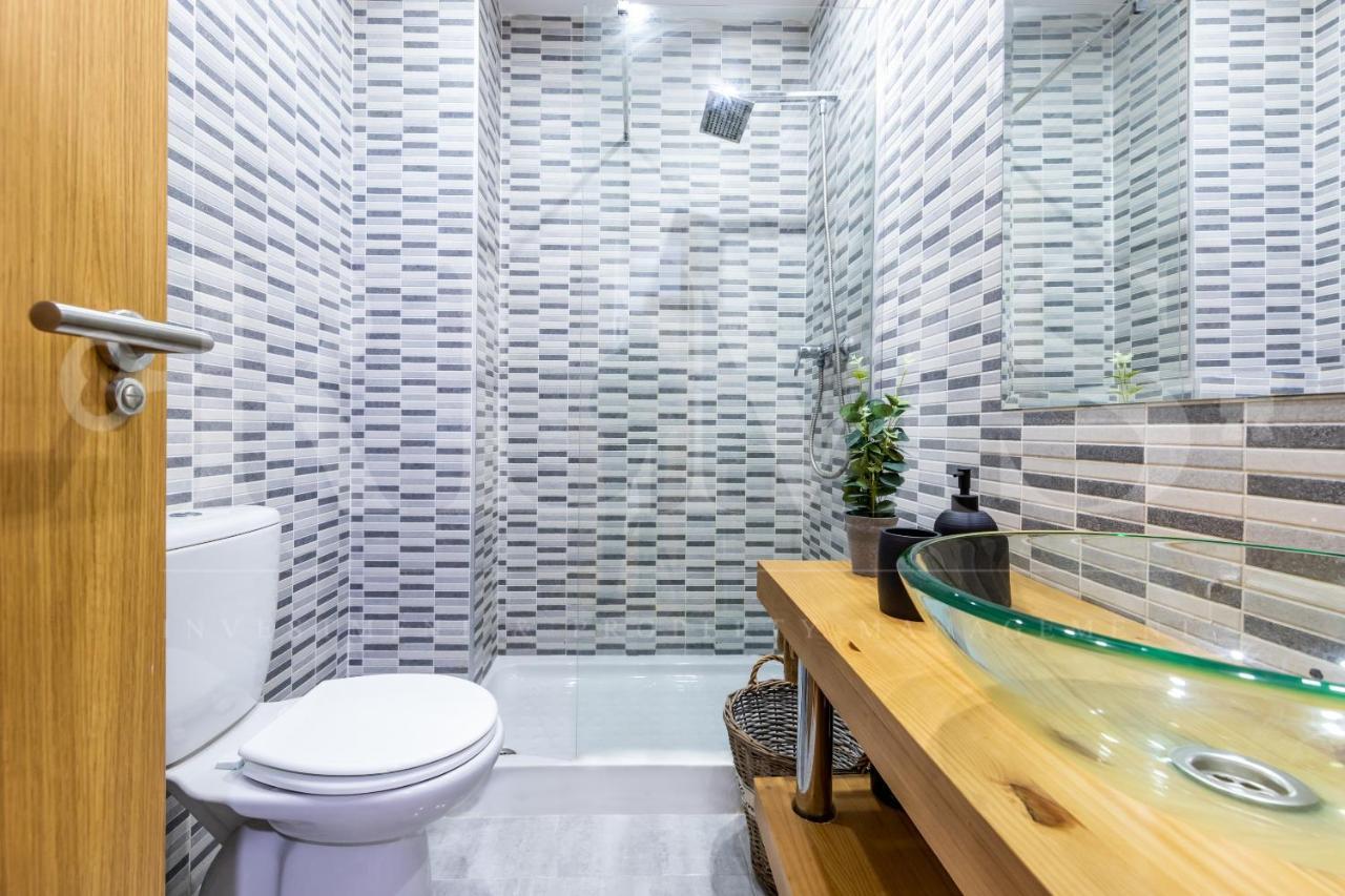 Apartament Cozy Flat With Common Pool & Parking - Center By Rems Malaga Zewnętrze zdjęcie
