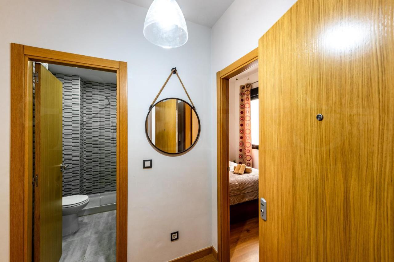 Apartament Cozy Flat With Common Pool & Parking - Center By Rems Malaga Zewnętrze zdjęcie