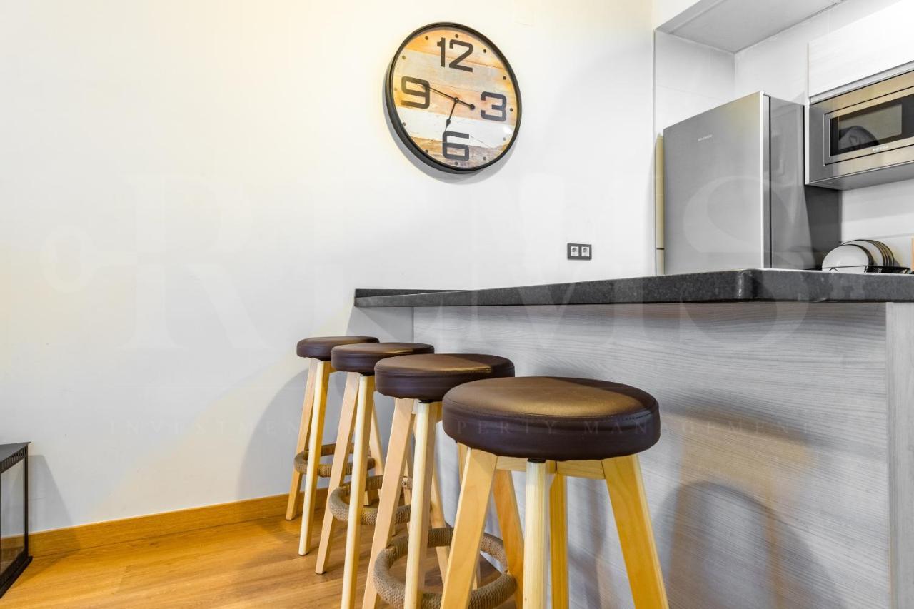 Apartament Cozy Flat With Common Pool & Parking - Center By Rems Malaga Zewnętrze zdjęcie