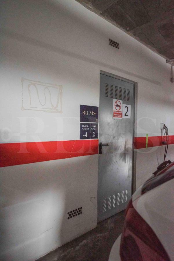 Apartament Cozy Flat With Common Pool & Parking - Center By Rems Malaga Zewnętrze zdjęcie